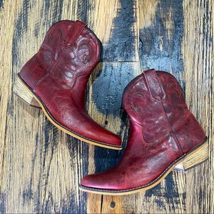 DINGO Booties Moon & Cactus Red Leather Zipper Boots Medium Toe Woman’s …
